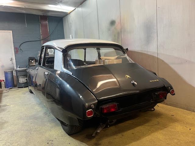 ze staat te glimmen, klaar voor verdere opbouw